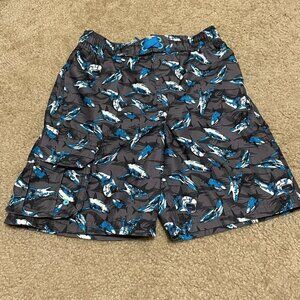 Boys shark swim trunks - Size XS (6-7)